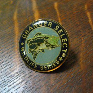🐟 Granger Select Wildlife Series Vintage Lapel Pin